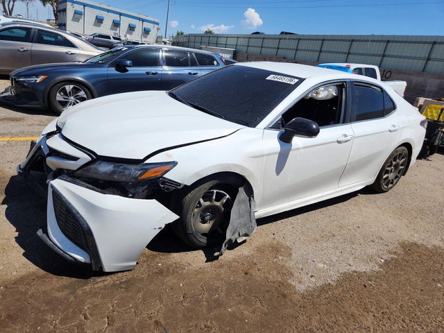 Toyota Camry, 2023