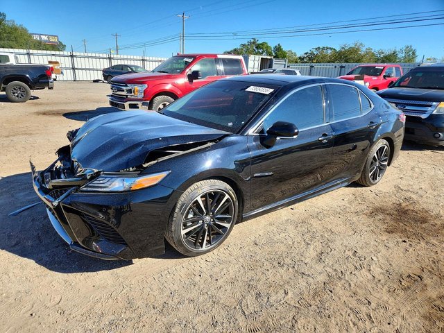 Toyota Camry, 2018